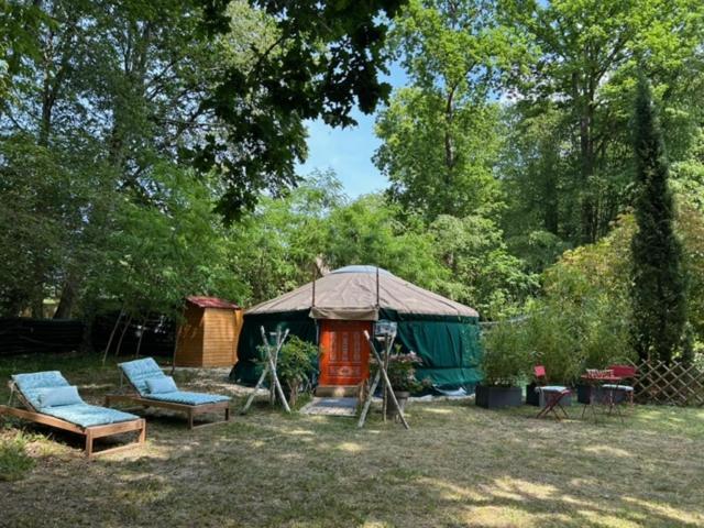 Gites Du Bois Des Perruches Saint-Vincent-des-Bois Exterior foto
